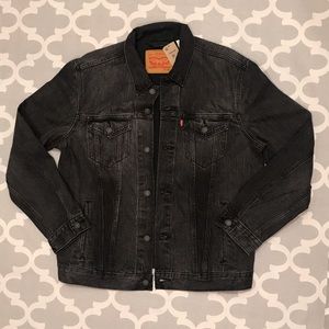 Levi’s Men’s Black Wash Denim Trucker Jacket XL